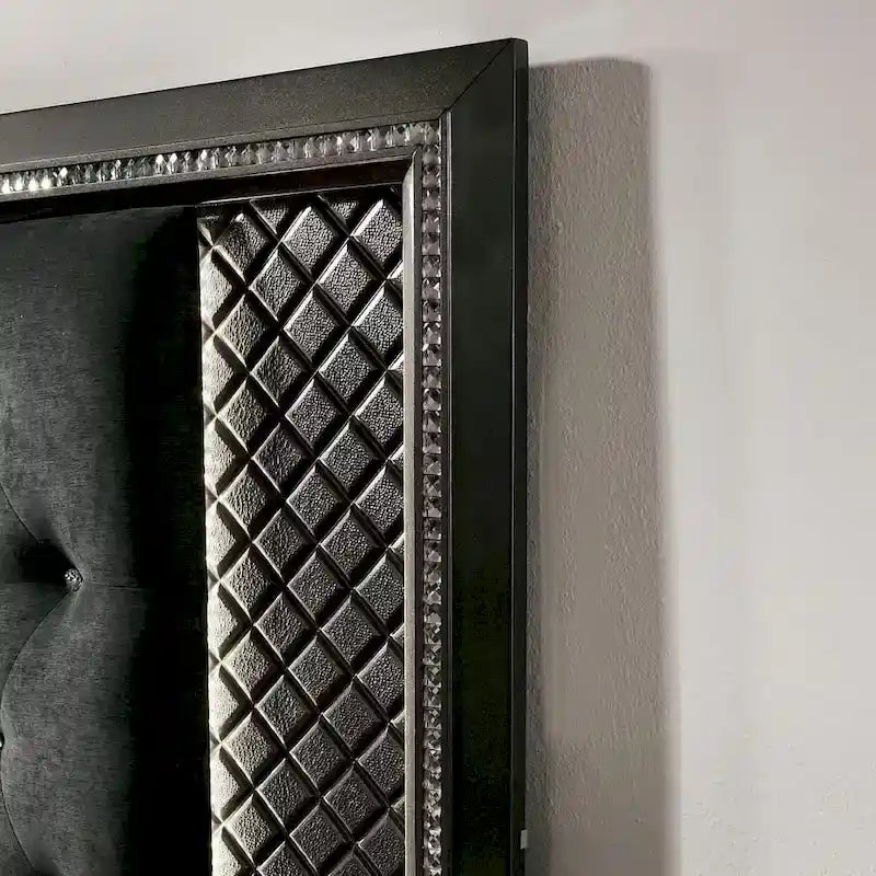 Grey Fabric Tufted LED Bed with Diamond Pattern - Queen/King